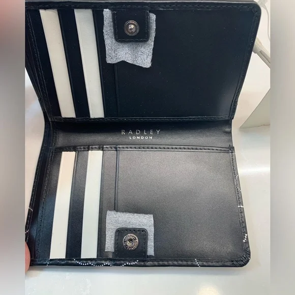 NEW RADLEY LONDON Scottie Dog Black Wallet Silver Clouds - Picture 7 of 7